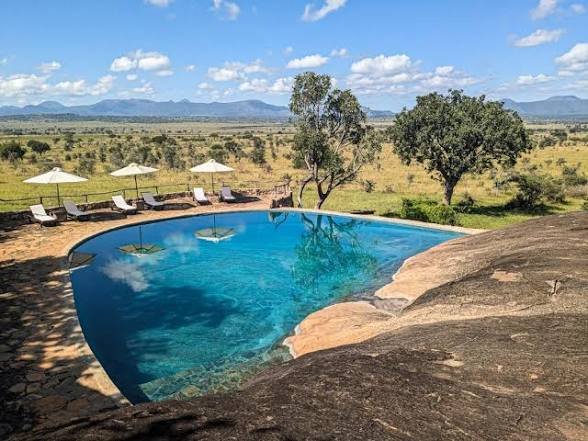 Apoka Safari Lodge