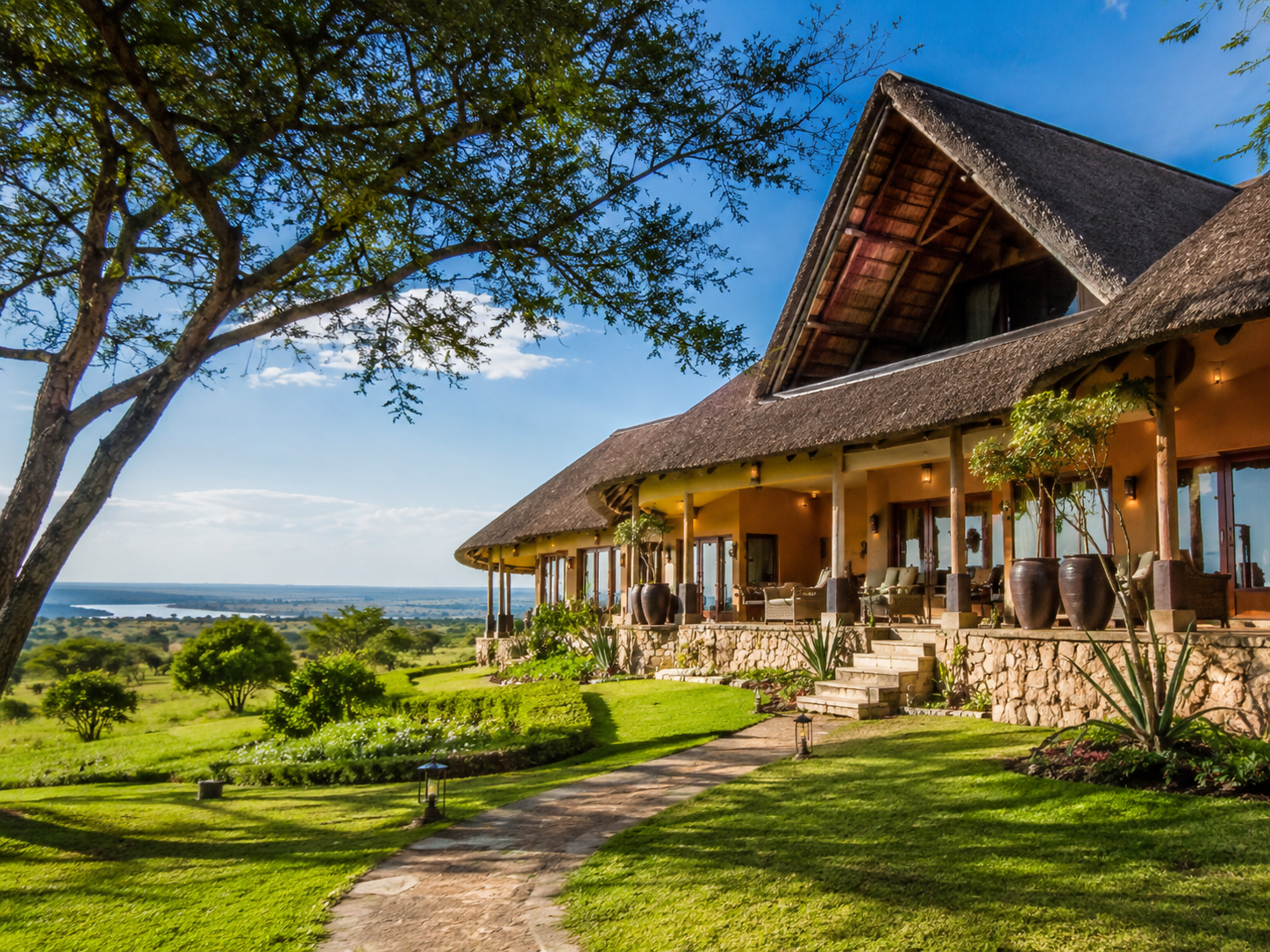 Safari hotels and lodges